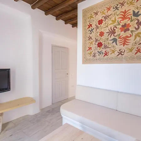 Phaedra By Whitelist Mykonos *