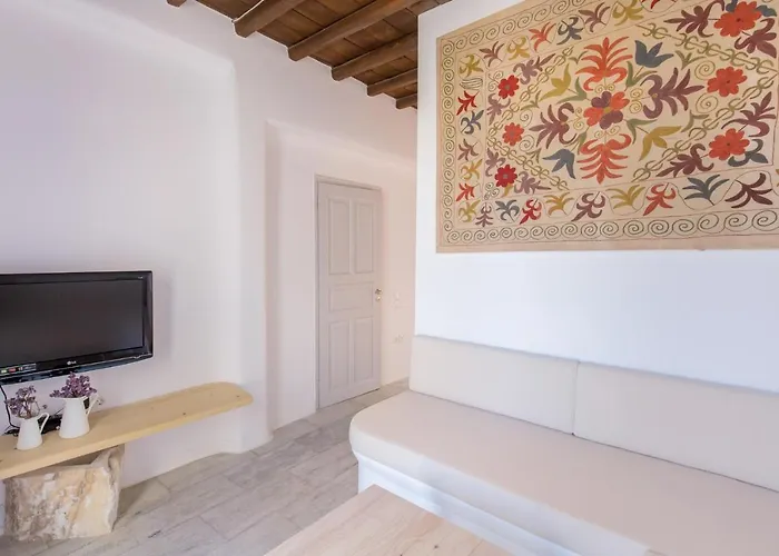 Phaedra By Whitelist Mykonos *